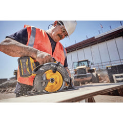 Factory Reconditioned Dewalt 60V MAX FLEXVOLT Brushless Lithium-Ion 7-1/4 in. Cordless Circular Saw with Brake (Tool Only)