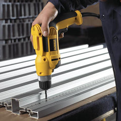 Factory Reconditioned Dewalt 8 Amp VSR 3/8 in. Pistol Grip Drill with Keyless Chuck Kit