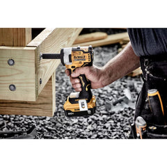 Dewalt 20V MAX Brushless Lithium-Ion 3/8 in. Cordless Impact Wrench with Hog Ring Anvil Kit with 2 Batteries (5 Ah)