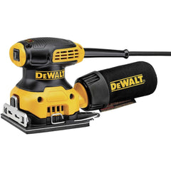 Factory Reconditioned Dewalt 2.3 Amp 1/4 Sheet Palm Grip Corded Sander Kit