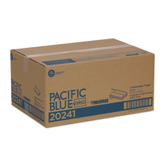 Georgia Pacific Professional 20241 10.1 in. x 10.1 in. 1-Ply Pacific Blue Select C-Fold Paper Towel - White (2400/Carton)
