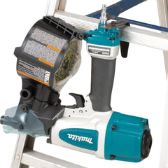 Factory Reconditioned Makita 2-1/2 in. 15 Degree Siding Coil Nailer