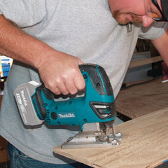 Factory Reconditioned Makita 18V LXT Brushed Lithium-Ion Cordless Jig Saw (Tool Only)