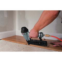 Factory Reconditioned Porter-Cable 2-1/2 in. 16-Gauge Straight Finish Nailer Kit