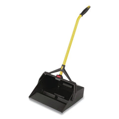 Rubbermaid Commercial Maximizer 29 in. x 16.90 in. x 12 in. Wet/Dry Debris Pan with Hanger Bracket - Yellow