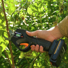 Scott's 20V Lithium-Ion Cordless Pruner Kit (1.5 Ah)